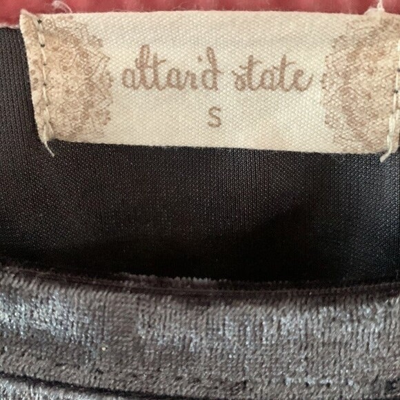 Altar’d State Crushed Velvet Grey Blouse Knot Front Size Small - Picture 3 of 3